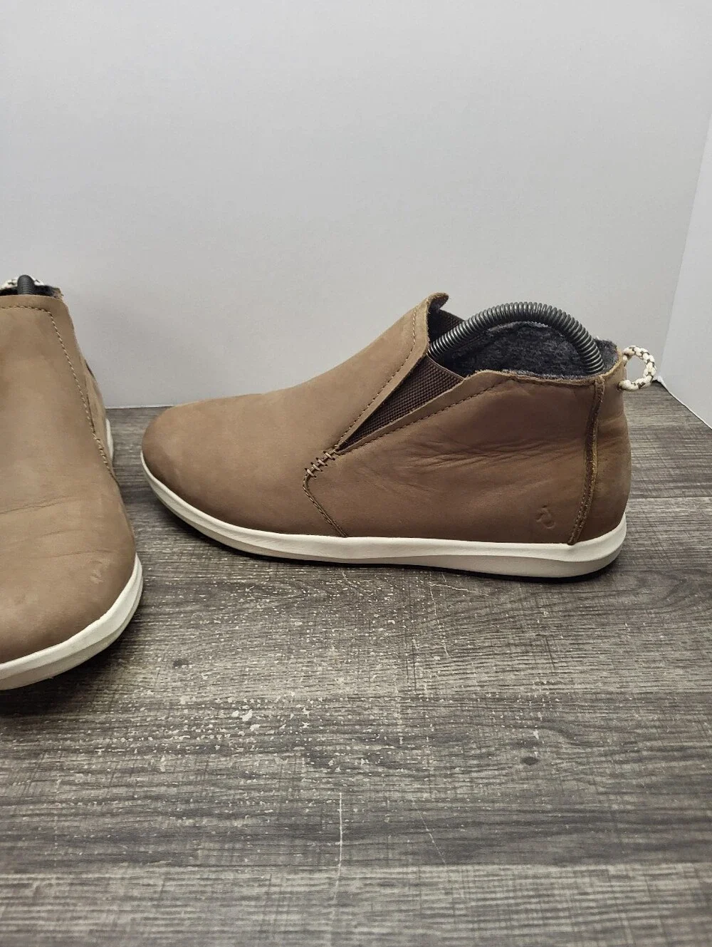 OluKai gently used